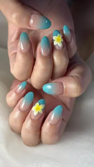 ネイル うにゃねいる🌷 Mayaのネイルデザイン