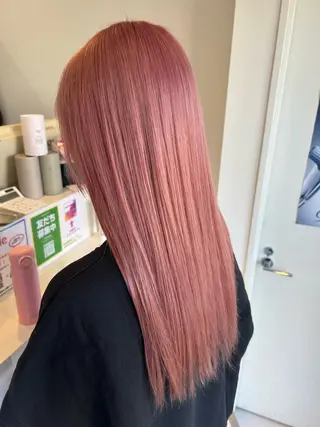 カラー 🦄 岡田 詠 🦄のヘアスタイル