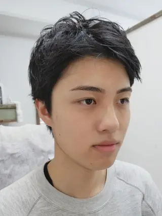 メンズ アイブロウ Dearly【ディアリー】所属・【Dearly】 金城智美のマツエク・マツパデザイン