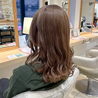 セミロング カラー 美髪⭐︎髪質改善 井上　康司のヘアスタイル