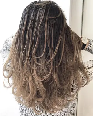 ロング カラー ヘアアレンジ ブリーチ&似合せボブ 田中寛十のヘアスタイル