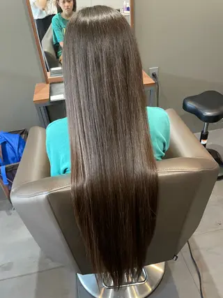 ロング 桑野 葵のヘアスタイル