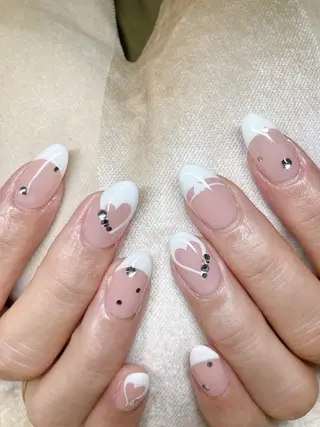 ネイル ECLAT エクラ所属・寺山 千鶴のネイルデザイン