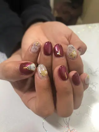 ネイル 石谷 詩織のネイルデザイン