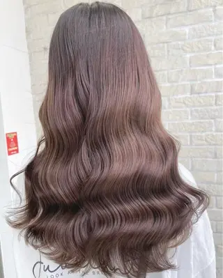 ロング カラー くすみカラー 🤎 髪質改善🪞✨/伽音のヘアスタイル