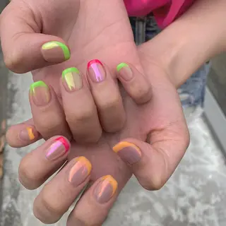 ネイル 🌼大西洋子 laughl🌼のネイルデザイン