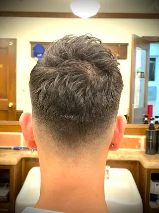 ショート HIRO銀座　バーバーショップ大宮所属・ヒロ銀座 林のヘアスタイル