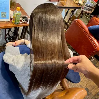 ロング 飯田 実歩(じっぽ)のヘアスタイル