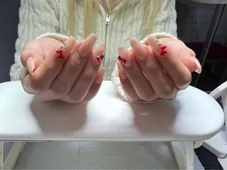 ネイル Chiara 長さだしのネイルデザイン