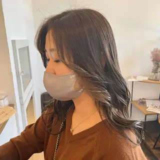 セミロング カラー 伊藤ゆかり/髪質改善 /透明感カラーのヘアスタイル