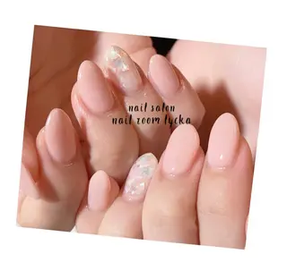 ネイル ﾈｲﾙﾙｰﾑﾘｯｶ 𝐦𝐚𝐲𝐮のネイルデザイン