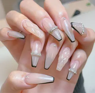 ネイル IRO所属・hina hinaのネイルデザイン