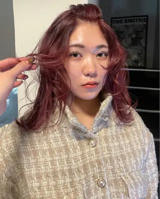 セミロング カラー ファッションに 溶け込むstyleのヘアスタイル
