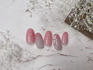 ミディアム ネイル ネイルPetit Ribbonのネイルデザイン