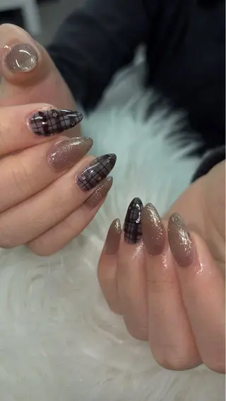 ネイル SHION  のネイルデザイン