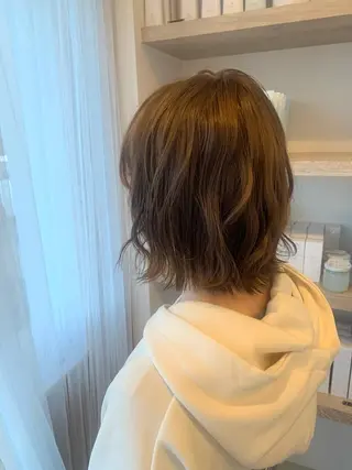 ミディアム カラー cher. 新井瑞希のヘアスタイル