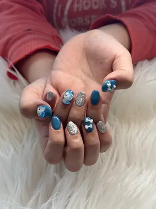 ネイル Loa　salon所属・小畑 寧捺のネイルデザイン