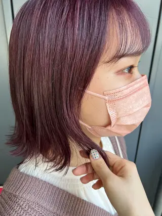 ショート カラー ヘアアレンジ サナ🌱 切りっぱなしボブのヘアスタイル