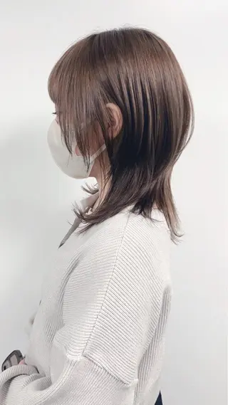 セミロング morio from london所属・松岡彩華 ボブ /グレージュのヘアスタイル