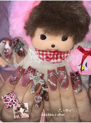 ネイル Mew_Sanie所属・Sanie Salonのネイルデザイン