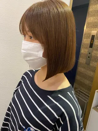ミディアム カラー 顔周り/ブリーチなし /縮毛矯正🫧伊勢のヘアスタイル