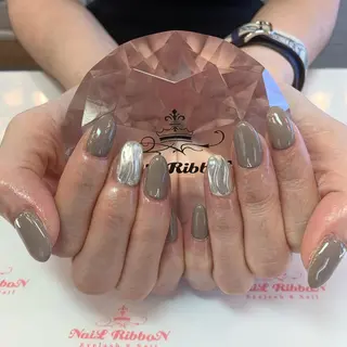 ネイル ネイルリボン 受付スタッフのネイルデザイン