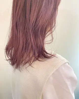 ミディアム カラー レイヤーウルフ エクステ磯部のヘアスタイル