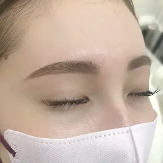 アイブロウ Hitomi/ 練習モデル募集中のヘアスタイル