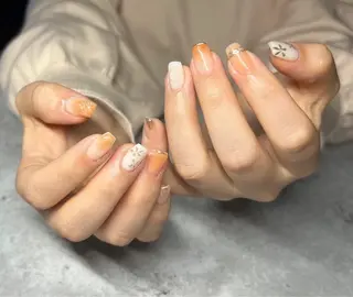 ネイル Minako 【Charmant】のネイルデザイン