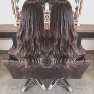 ロング カラー レイヤーカット匠 イソザキノリユキのヘアスタイル