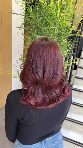 ミディアム 暖色ｶﾗｰ/ﾚｲﾔｰ ｶｯﾄ/Yunaのヘアスタイル