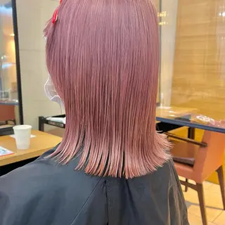 ミディアム カラー あやめ【顔まわり/レ イヤー/柔らかカラ】のヘアスタイル