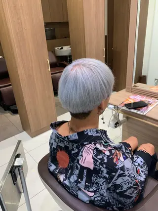 カラー メンズ 女性カットモデル 募集中店長　伊熊祐紀のヘアスタイル