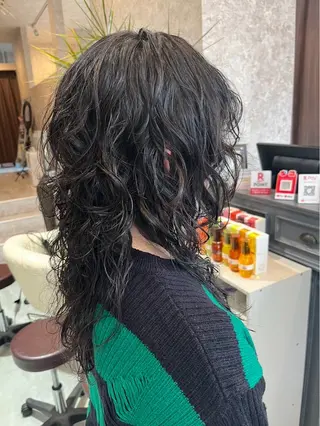 ミディアム パーマ 🫟Blanco🫟 Color&Careのヘアスタイル