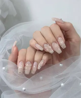 ネイル Lyna 池袋のネイルデザイン