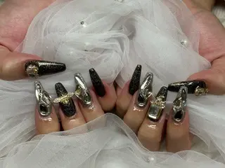 ネイル SOARE🤍 🤍のネイルデザイン