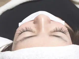 ロング カラー パーマ ヘアアレンジ メンズ キッズ ネイル マツエク・マツパ brille ~eyelash~のマツエク・マツパデザイン