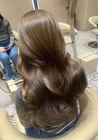 ロング 顔周りカット/ 透明感カラー/ユナのヘアスタイル