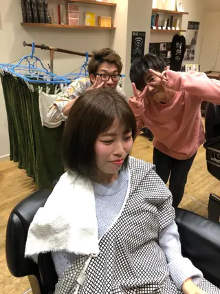 ミディアム カラー HAIRS YOSHIOKA所属・ヘアーズヨシオカ MENSヒゲ脱毛のエステ・リラクイメージ