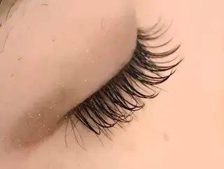 マツエク・マツパ 岡田詩織 MODE Ks松原店のヘアスタイル