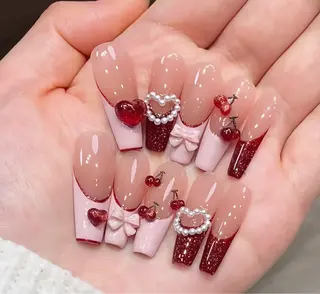 ネイル D-BEAUTY Nailsalonのネイルデザイン