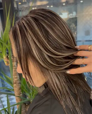 ミディアム カラー ♡ハイライトカラー shinri♡のヘアスタイル