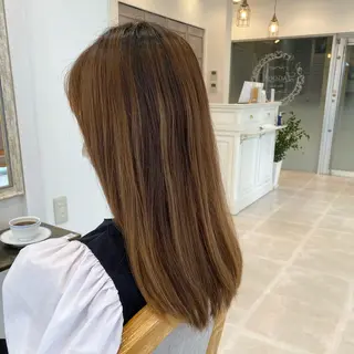 セミロング カラー ブリーチなし✨艶髪 カラー𓃲YAGIのヘアスタイル