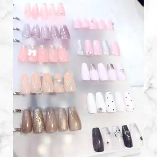 ネイル バストアップサロン LUNAのネイルデザイン