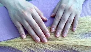 ネイル pink ladyサロン所属・べ にのネイルデザイン