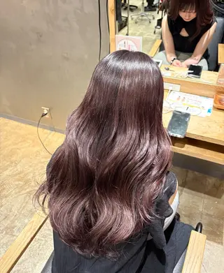 ロング カラー Inity心斎橋/ クルミのヘアスタイル