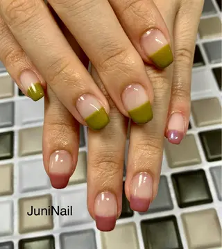 ネイル JuniNail 주니네일🇰🇷suのネイルデザイン