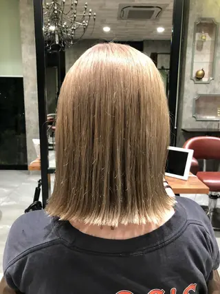 ミディアム カラー シャドールーツ earth　深川愛実のヘアスタイル