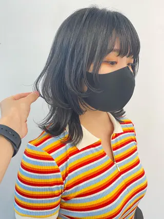 ミディアム カラー THE DAY所属・AKI HASHIMOTOのヘアスタイル