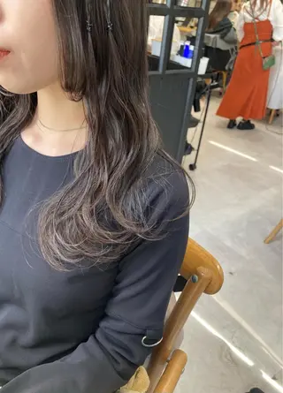 セミロング ✨色持ちの良い艶 カラー✨蟹江真世のヘアスタイル
